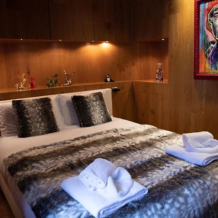 ברויל-קרוויניה Art Hotel Grivola מראה חיצוני תמונה